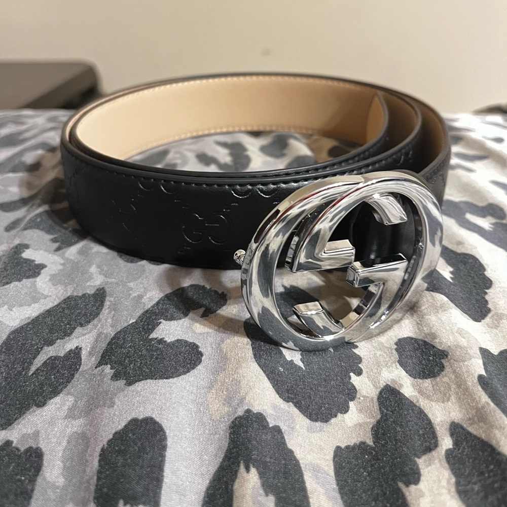 Gucci Logo-Embossed Belt Black with Silver Buckle